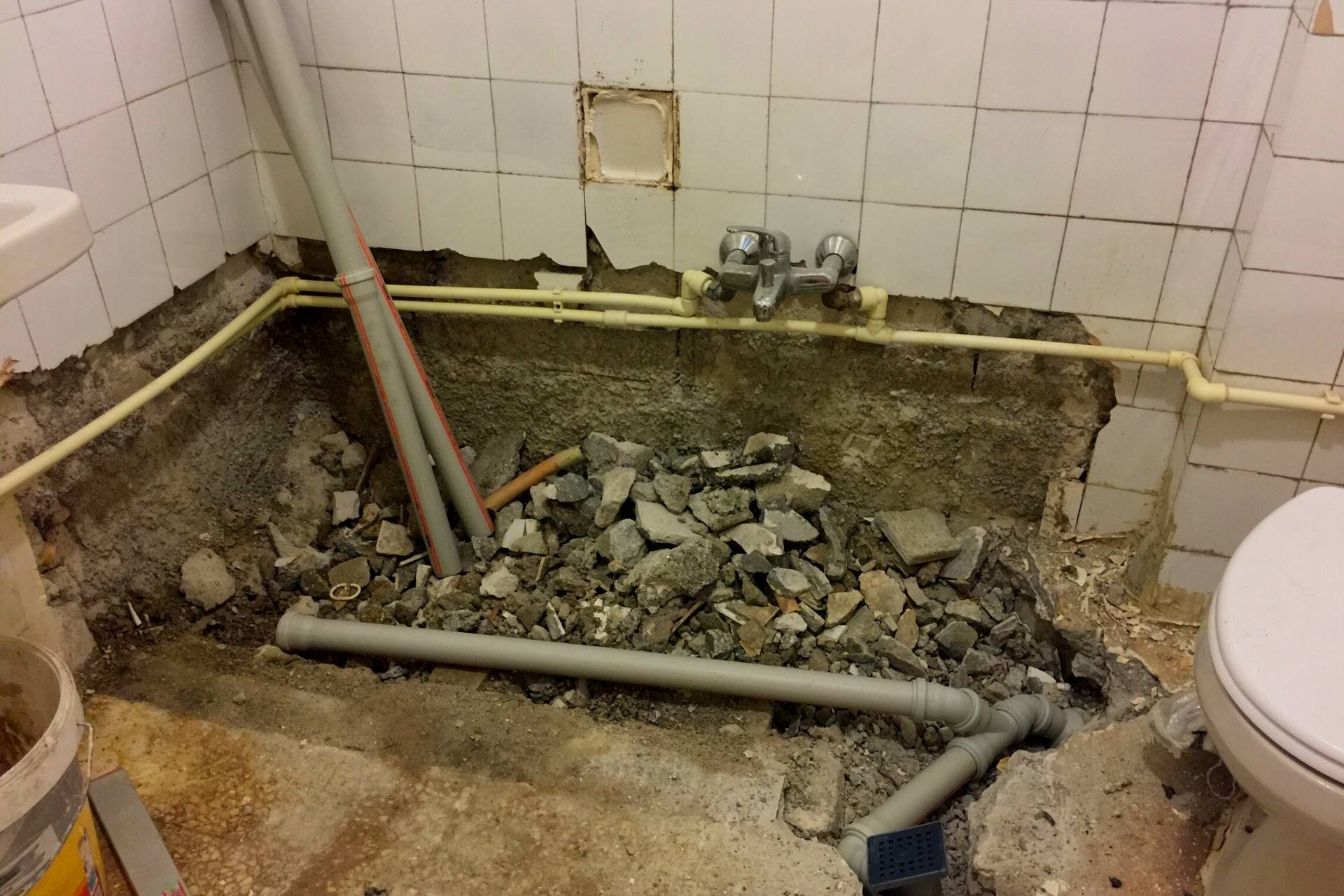 Bathroom Pipes Real Estate Inspection